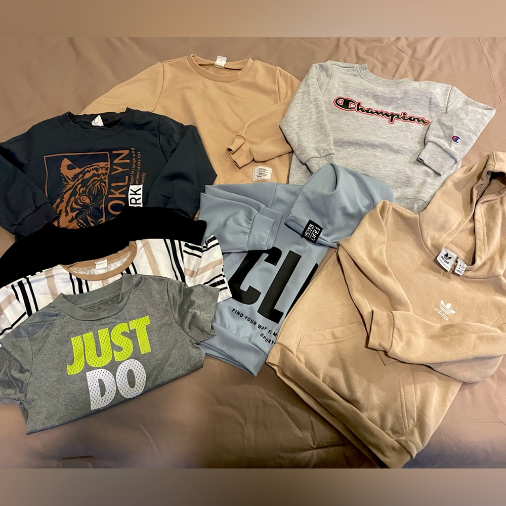 3T-Boys (sweatshirts and t-shirts)
3-size 3T/3Y t-shirts
4-size 3T/3Y sweaters